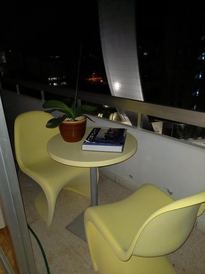Seaside Spacious Apartment With Sea View Limassol Extérieur photo